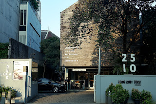 2510 Urban Living