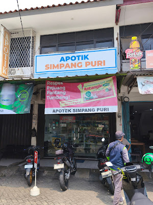 Apotik Simpang Puri