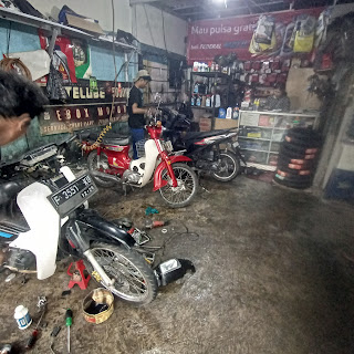Bengkel ebok motor