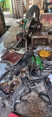 BENGKEL MOTOR RUMAHAN TJ