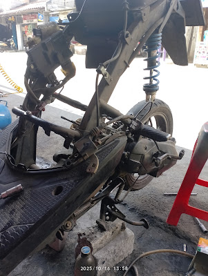 Bengkel motor slow boy