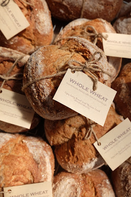 Brot und Krume Mozes Gatotkaca