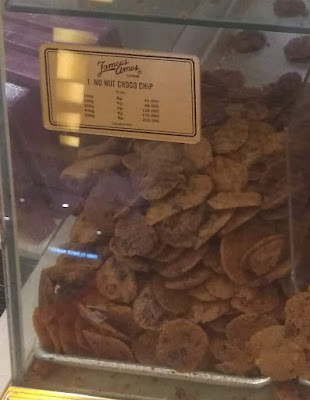 Famous Amos Senayan City
