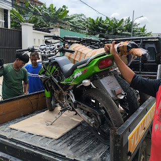 Garage Two Stroke