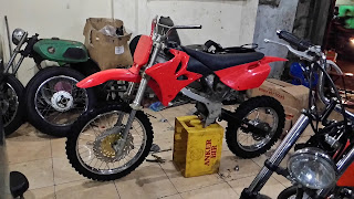 Kamal Kemuning Custom