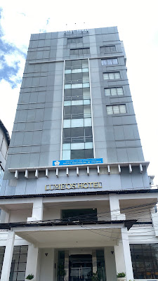 Lume'os Hotel