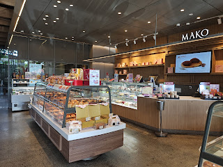 MAKO BAKERY & CAKE - PURI KEMBANGAN