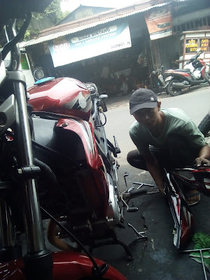 Maneka Motor