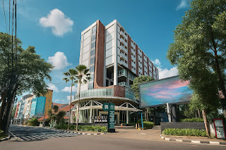 Nemuru Grand Bellevue - Radio Dalam