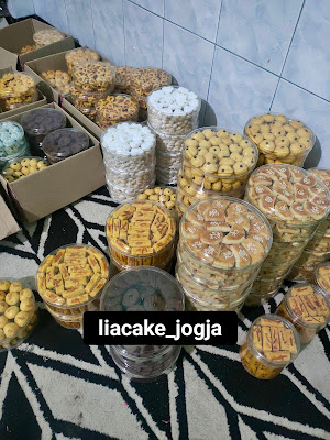 Roti & Kue Lia Bu Esti (Liacake_jogja)