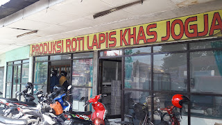 Roti Lapis Khas Jogja Juni Roti