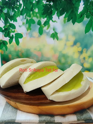 Roti srikaya tet fai pademangan