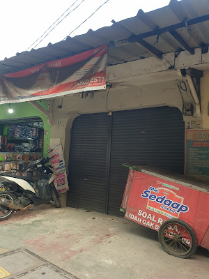 Toko Obat Jalan Haji