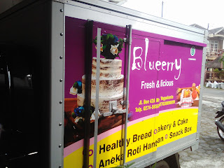 Toko Roti Blueberry