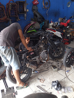 Ucil Motor (Bengkel Ucil)