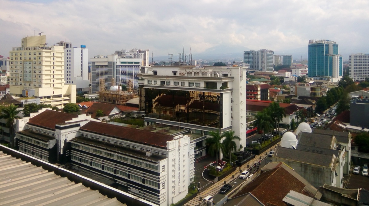 Foto Bandung — Kota kreatif + kuliner