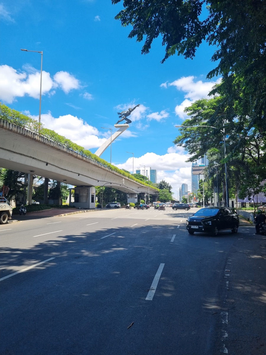 Foto Jakarta Selatan — Pusat hiburan + bisnis